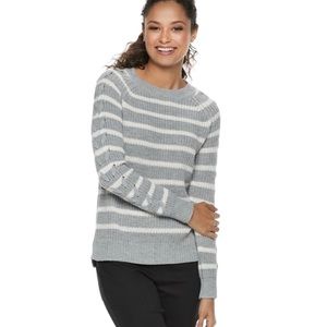 SO Lace-up Sleeve Sweater